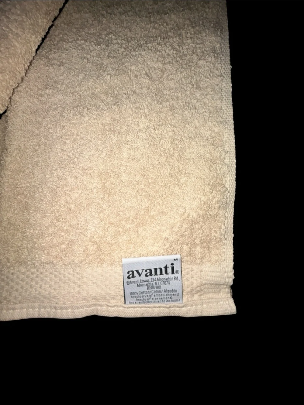 Avanti Cream Bath Towel Set of 2 with Jacquard Blue Brown Gold Paisley Border